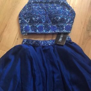 Sherri Hill prom dress size 2 new with tags